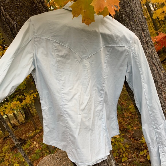 Levi’s Vintage Button Down - Picture 2 of 3